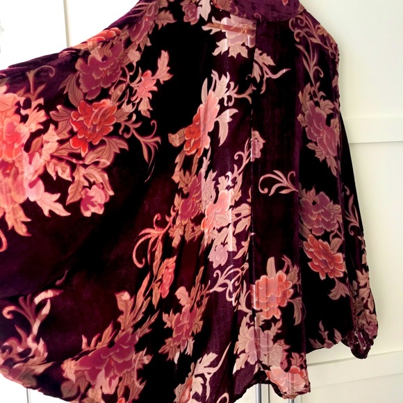 The Dina Kimono - Picture 6 of 7